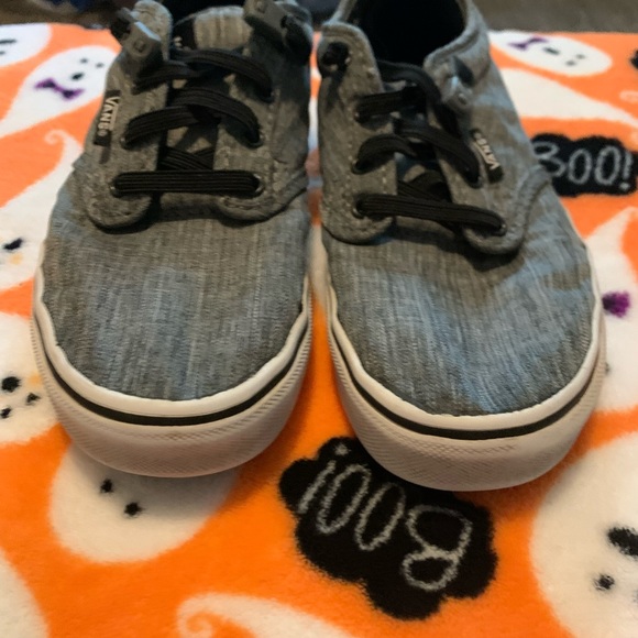 Kids Vans - Picture 2 of 6